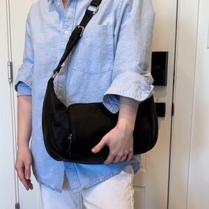 Fossil Black Genuine Leather Shoulder Bag Large & Soft